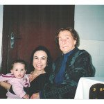 Fermina Zanatta com a nora Rosane (esposa de Vicente) e a bisneta Giulia (filha da neta Morgione Mazaro dos Santos).